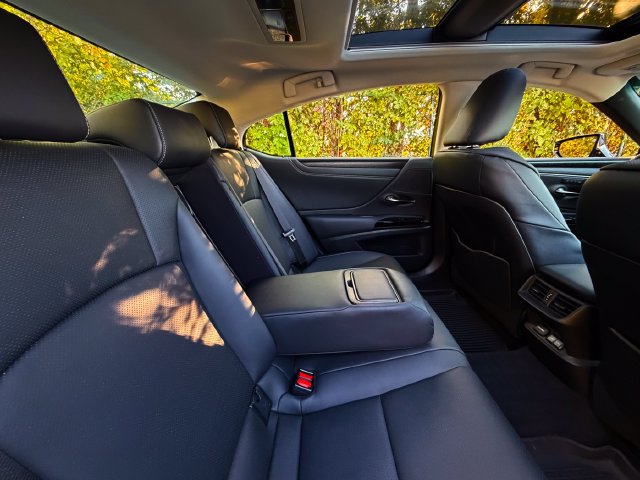 Certified 2024 Lexus ES 350 w/ Premium Package FWD image 40