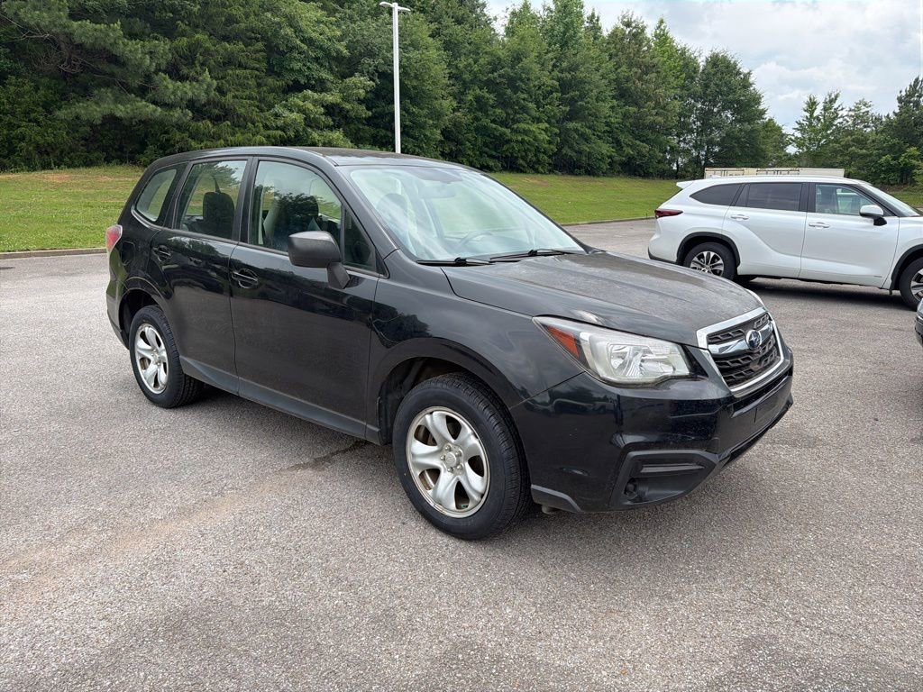 Used 2018 Subaru Forester 2.5i AWD/4WD image 1