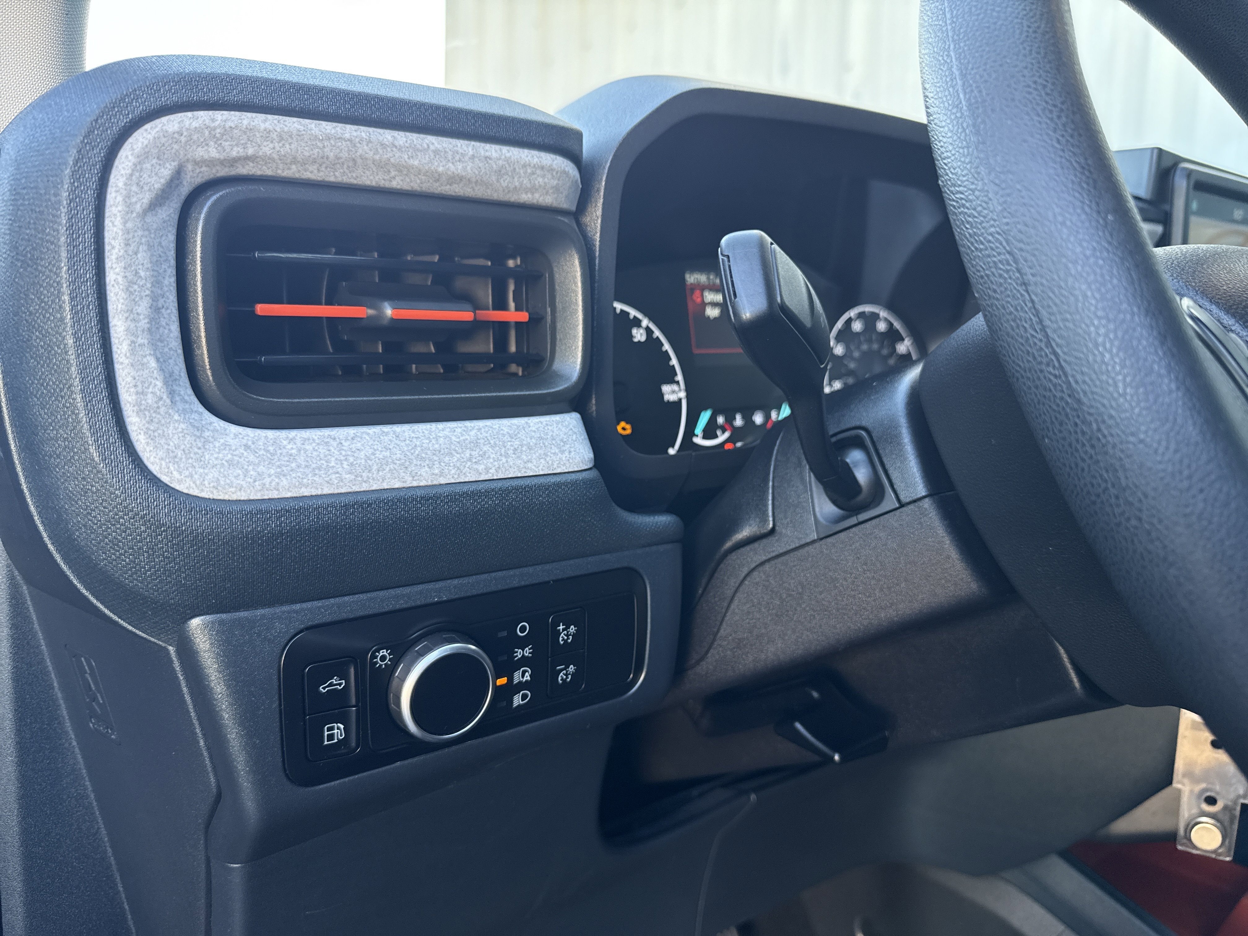 Used 2023 Ford Maverick XLT image 21