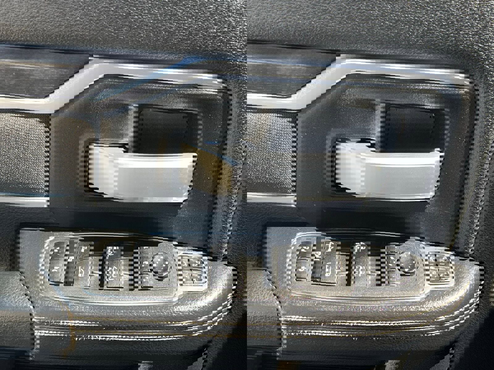 Used 2024 RAM 2500 Big Horn w/ Off Road Package image 22