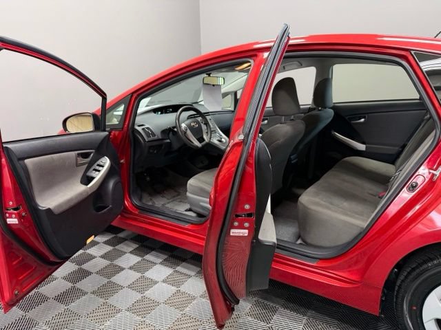 Used 2015 Toyota Prius Two FWD image 13