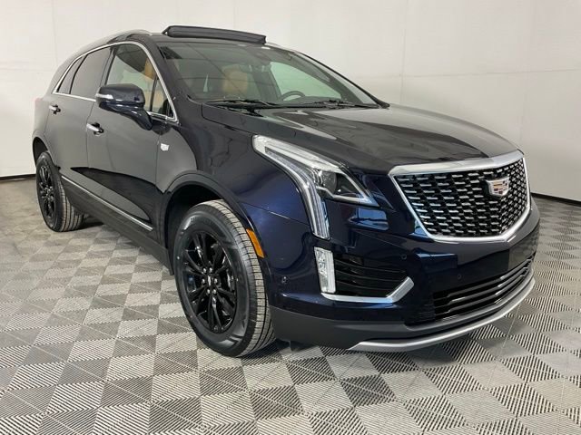 Used 2022 Cadillac XT5 Premium Luxury w/ Technology Package image 3
