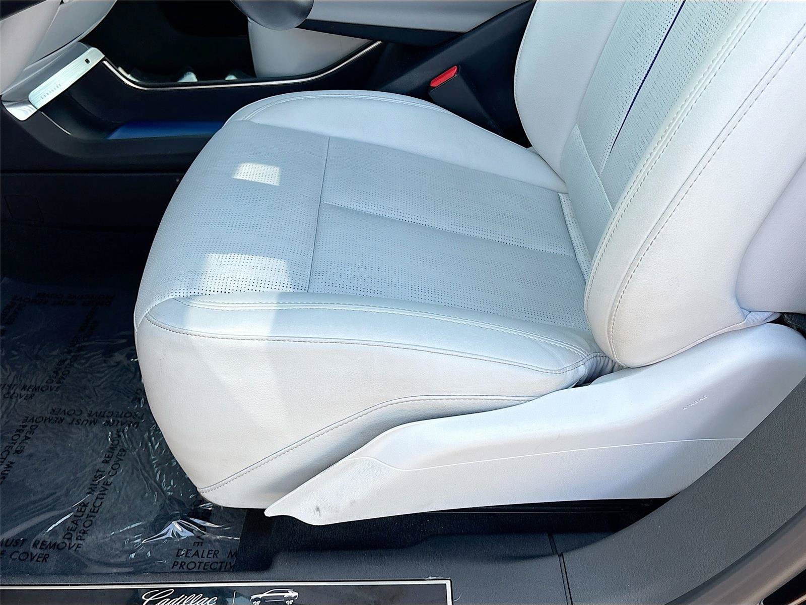 Used 2023 Cadillac Lyriq 2WD image 20