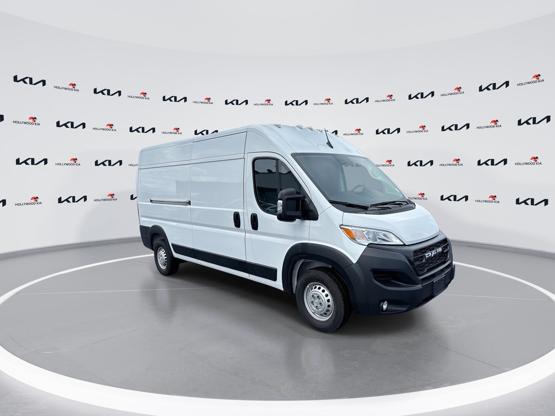 Used 2026 RAM ProMaster 2500 w/ Convenience Group FWD image 2