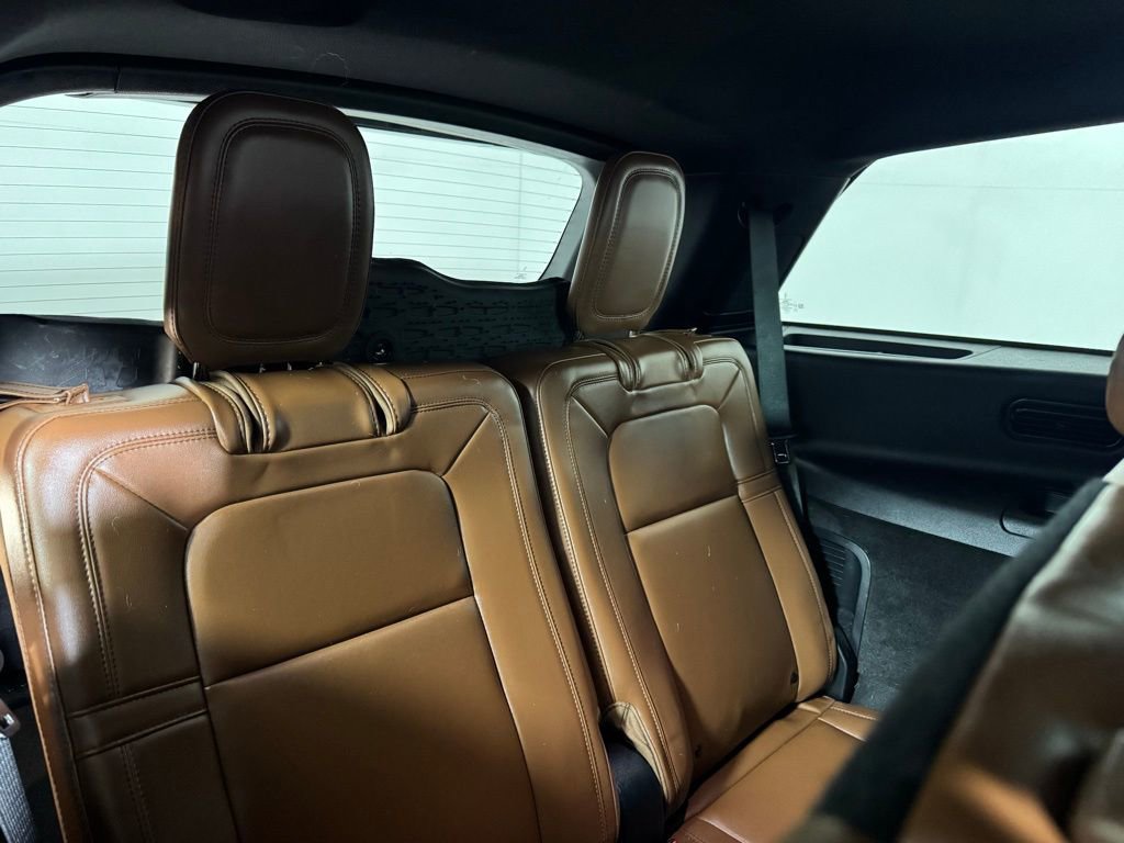 Used 2023 Lincoln Aviator Grand Touring w/ Equipment Group 301A image 18