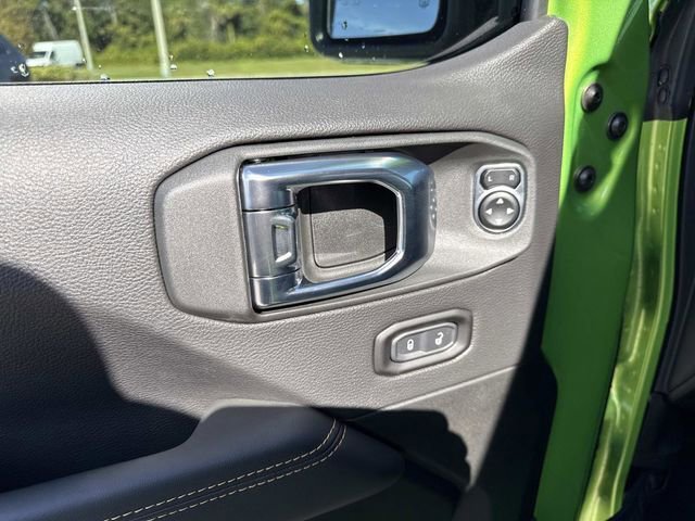 New 2026 Jeep Wrangler Unlimited Sahara AWD/4WD image 17