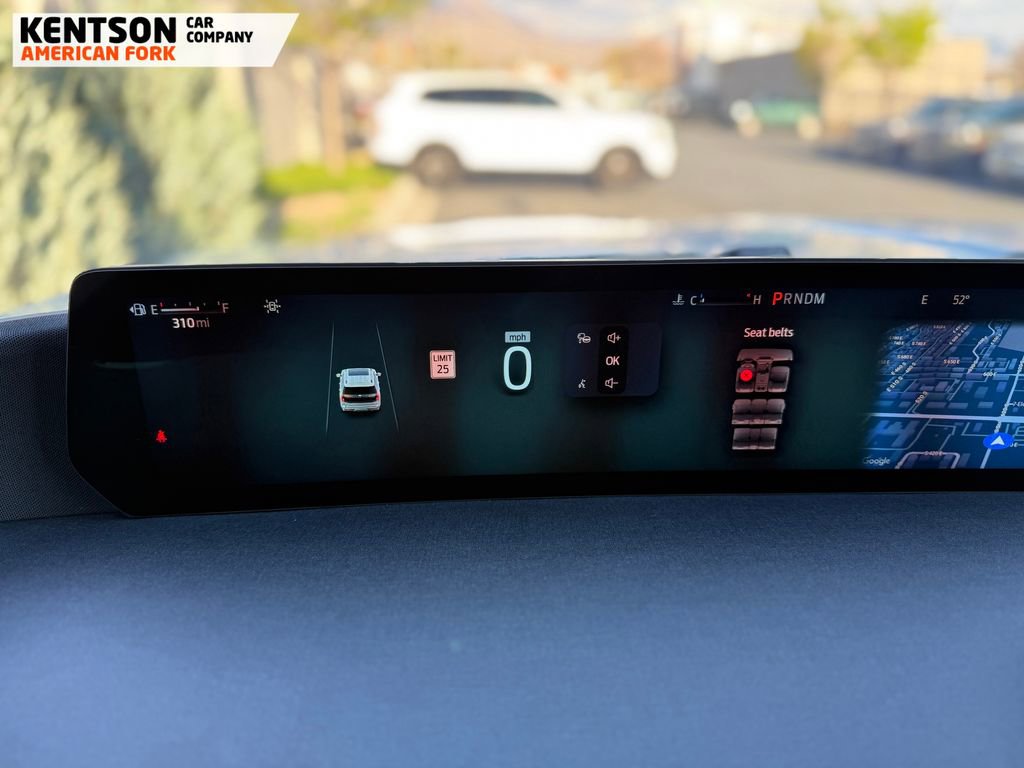 Used 2025 Ford Expedition Active image 17