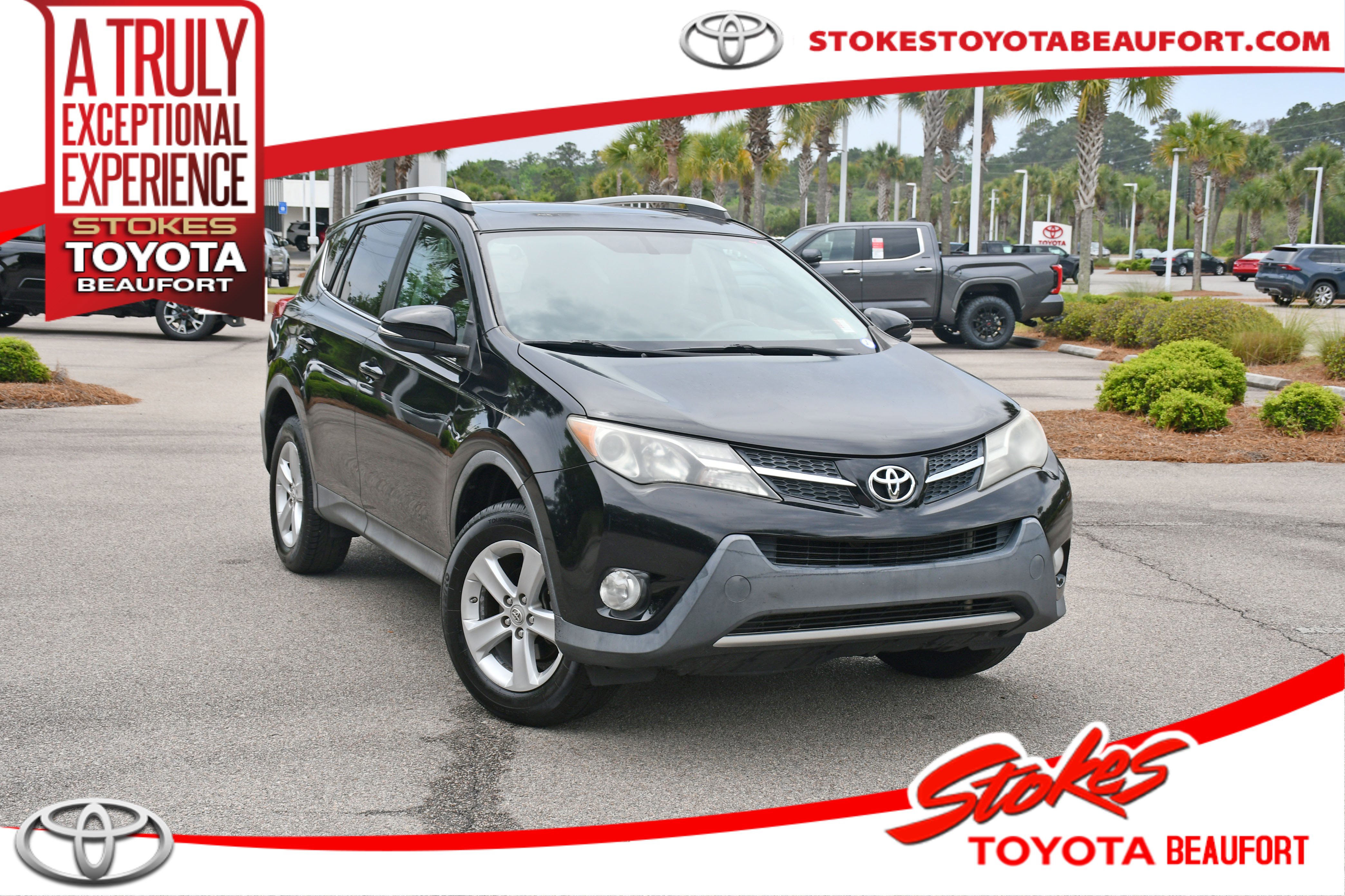 Used 2014 Toyota RAV4 XLE FWD image 1