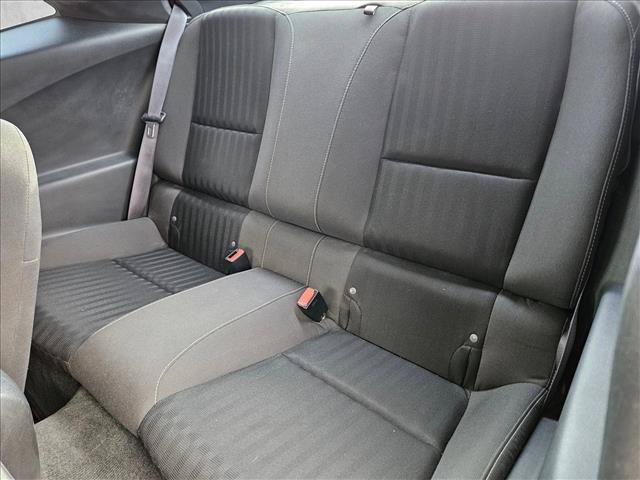 Used 2015 Chevrolet Camaro LS RWD image 15