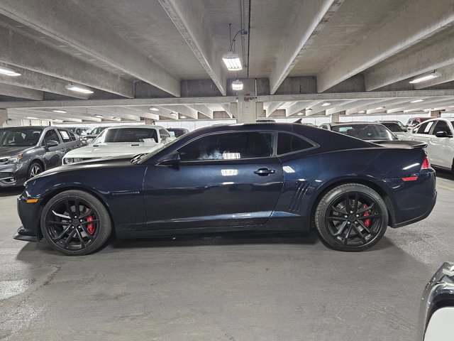 Used 2015 Chevrolet Camaro SS w/ SS Performance Package RWD image 8