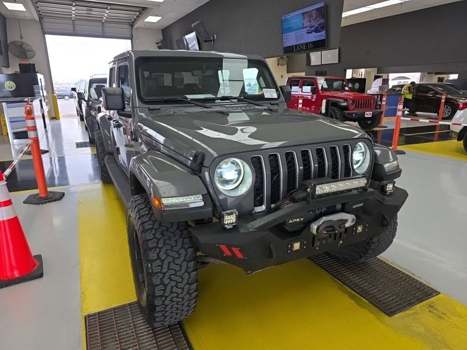 Certified 2022 Jeep Gladiator Overland w/ Popular Equipment Package AWD/4WD image 3