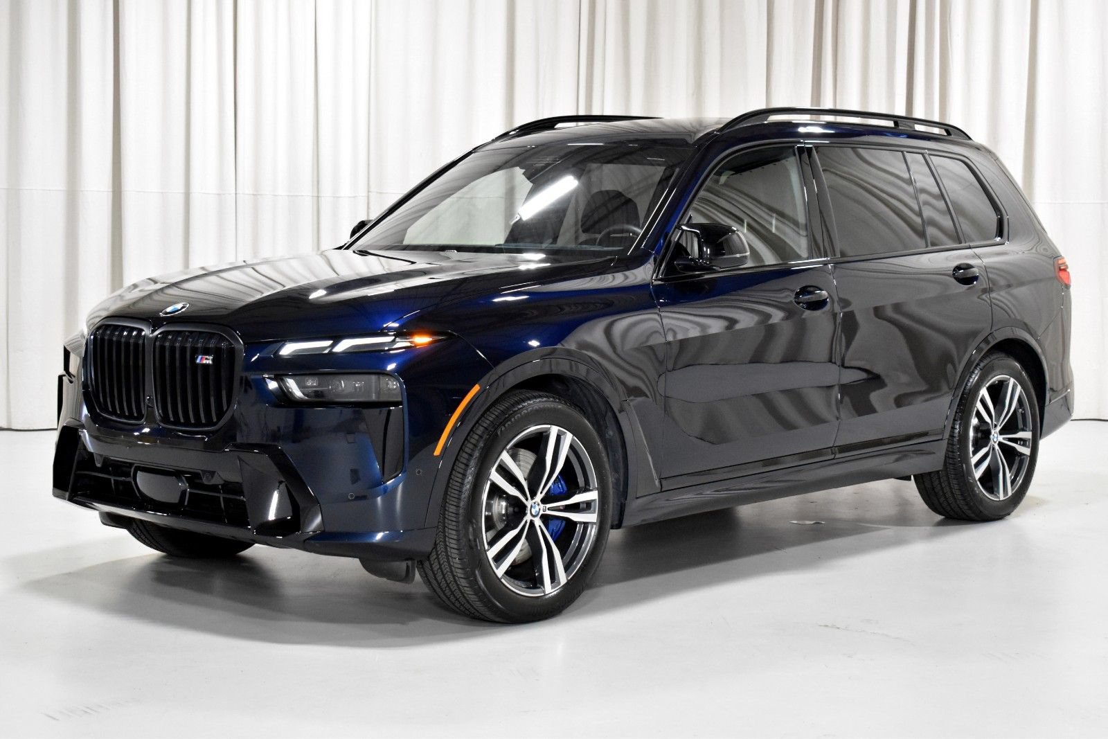 Used 2026 BMW X7 M60i AWD/4WD image 1