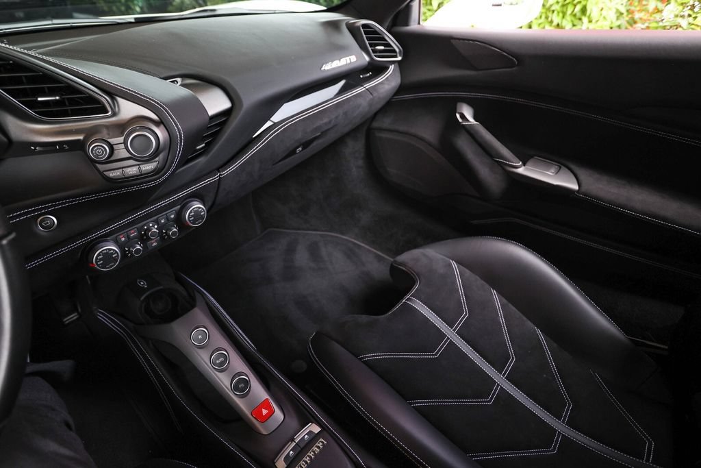 Certified 2019 Ferrari 488 GTB RWD image 35