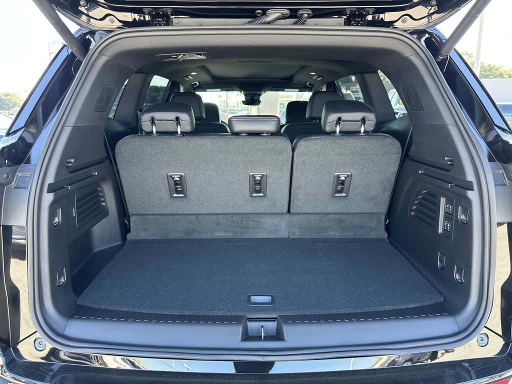 New 2026 Buick Enclave Sport Touring w/ Power Package image 32