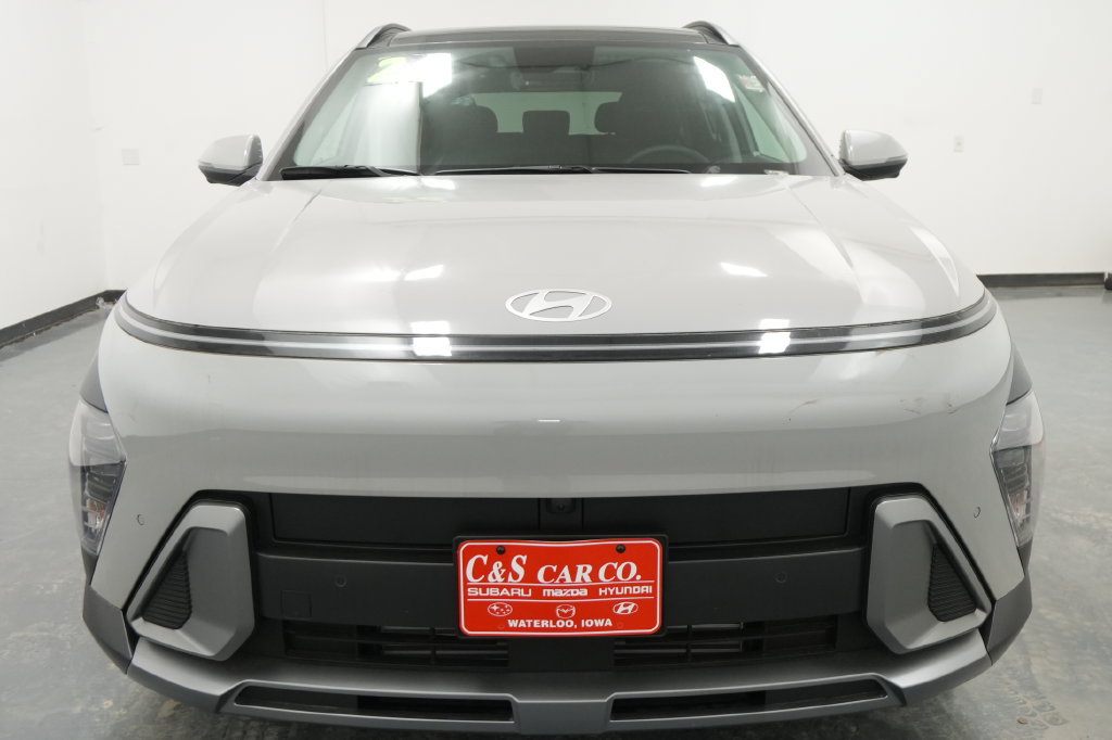 New 2026 Hyundai Kona Limited FWD image 2