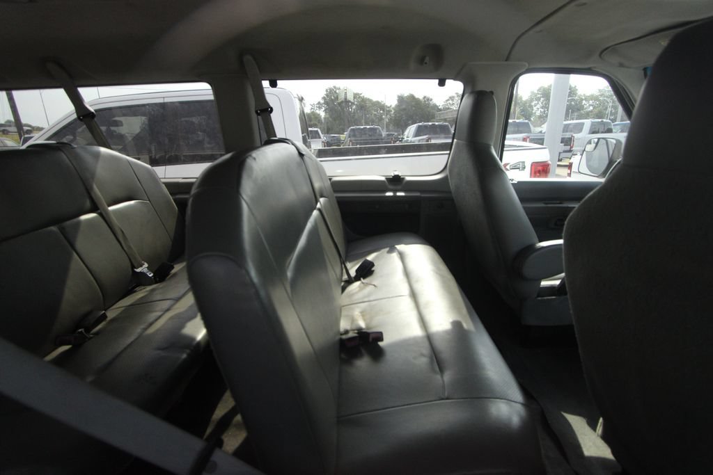 Used 2011 Ford E-350 and Econoline 350 XL w/ PWR Windows & Locks Group RWD image 17