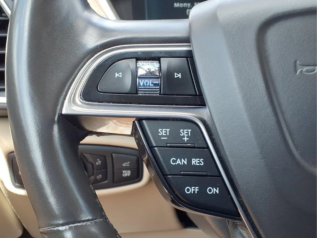 Used 2020 Lincoln Nautilus Reserve w/ Cargo Utility Package AWD/4WD image 21