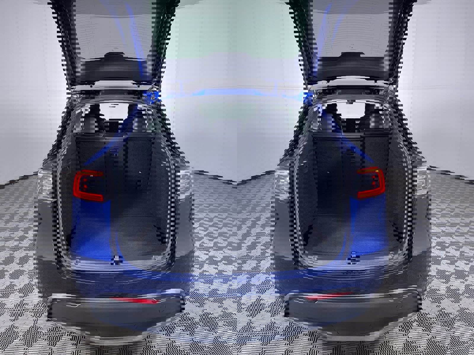 Used 2024 Tesla Model Y Long Range image 24