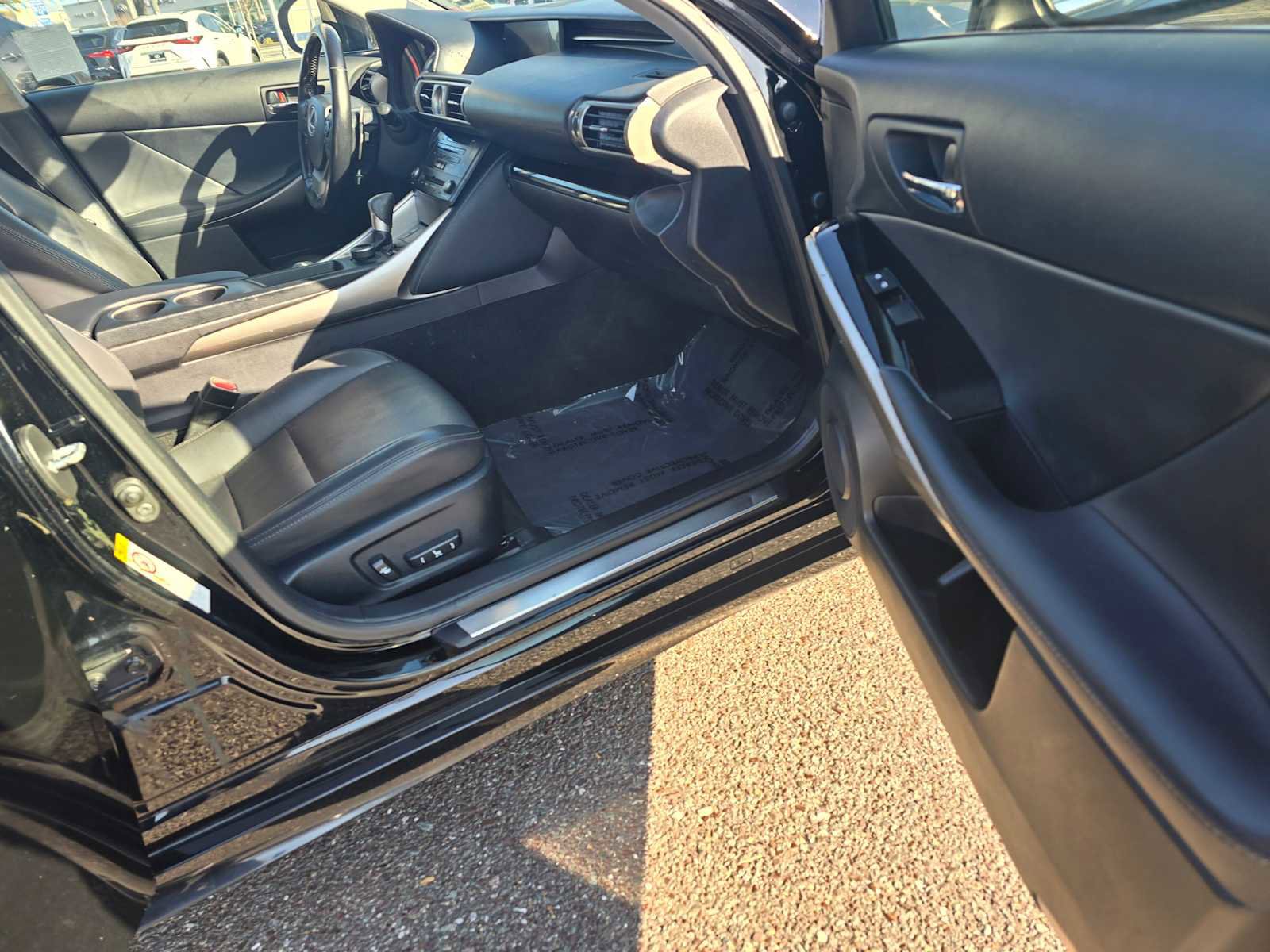 Used 2015 Lexus IS 250 AWD image 10