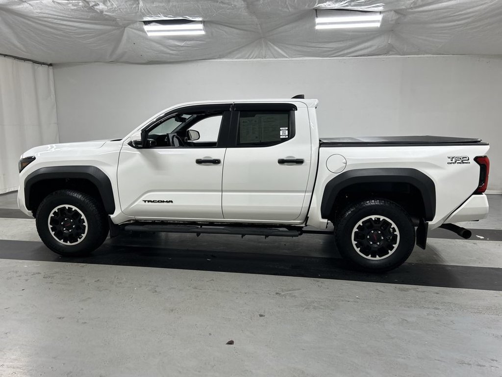 Used 2024 Toyota Tacoma TRD Off-Road w/ TRD Off Road Premium Package AWD/4WD image 6
