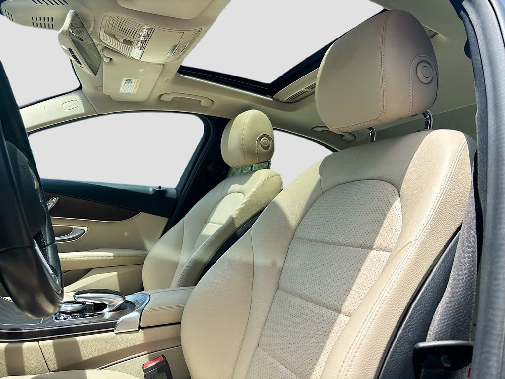 Used 2020 Mercedes-Benz C 300 Sedan image 40