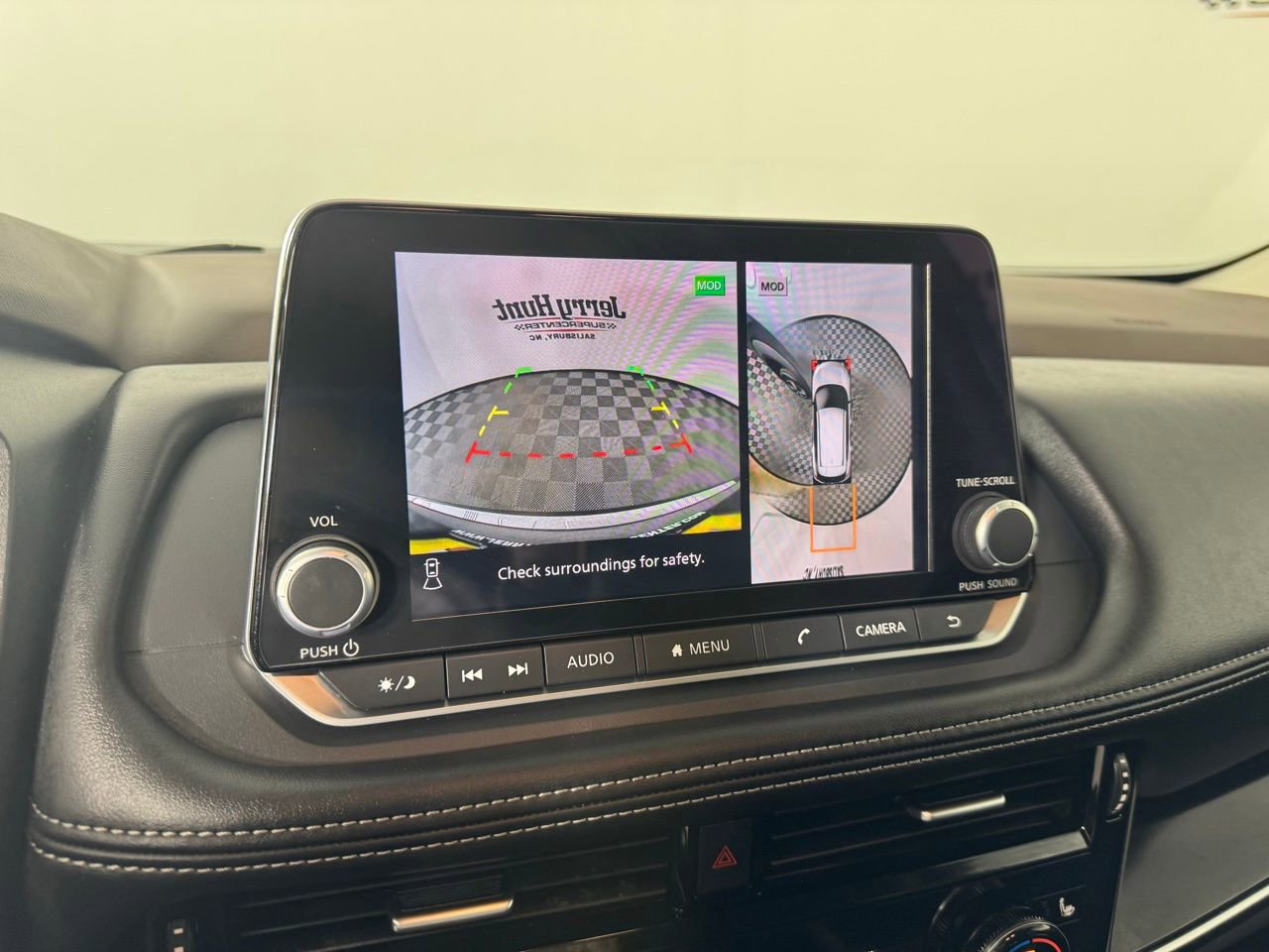 Used 2023 Nissan Rogue SL image 19