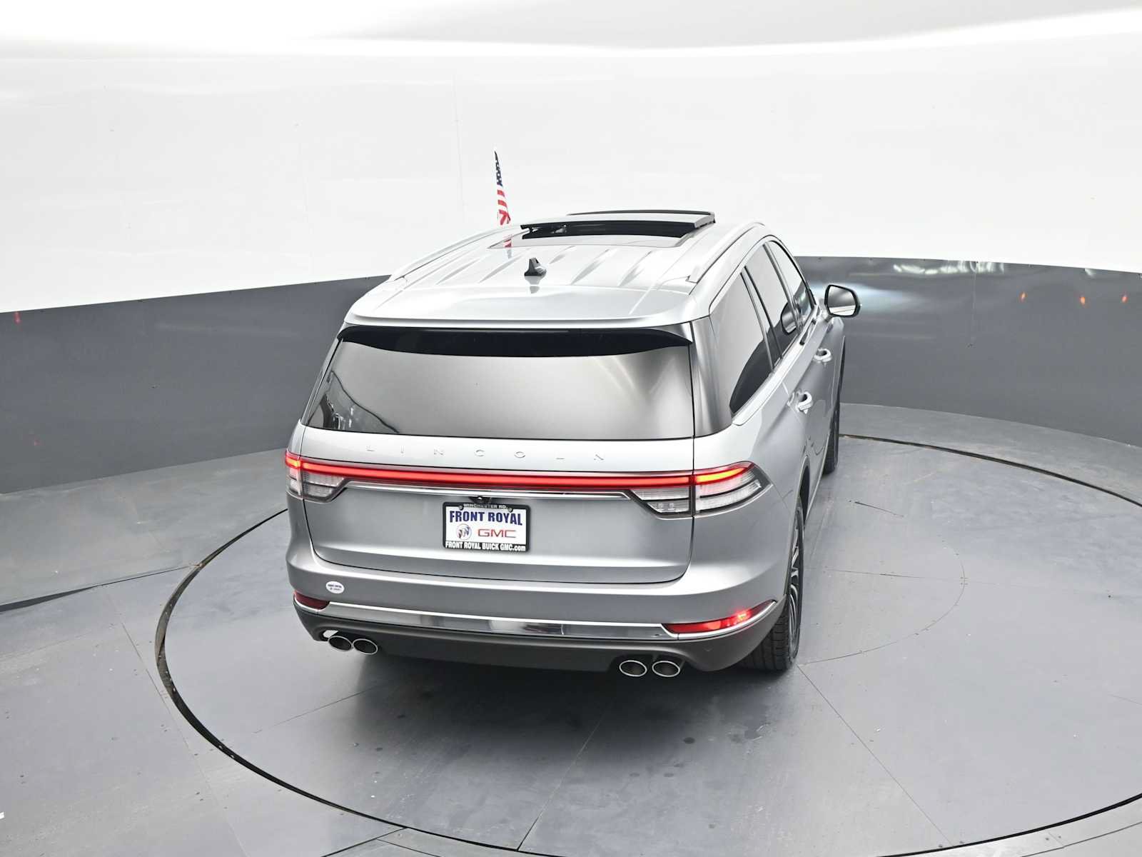 Used 2023 Lincoln Aviator AWD w/ Premium Package image 37