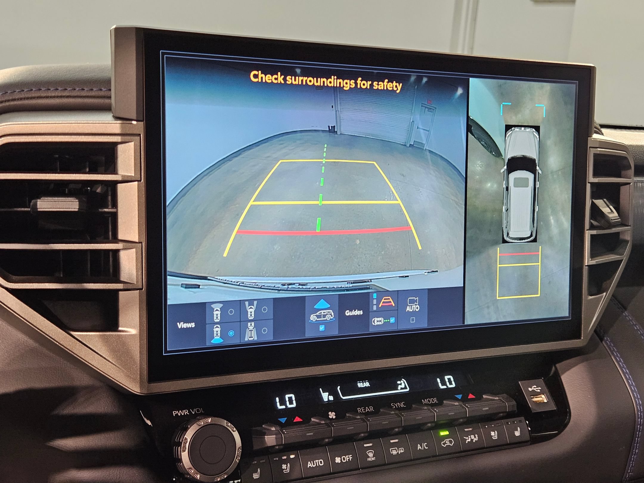 New 2026 Toyota Sequoia Platinum AWD/4WD image 18