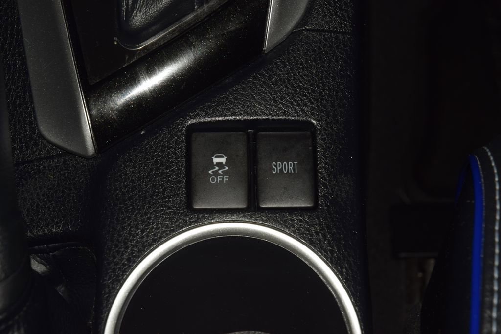 Used 2018 Toyota Corolla SE image 30