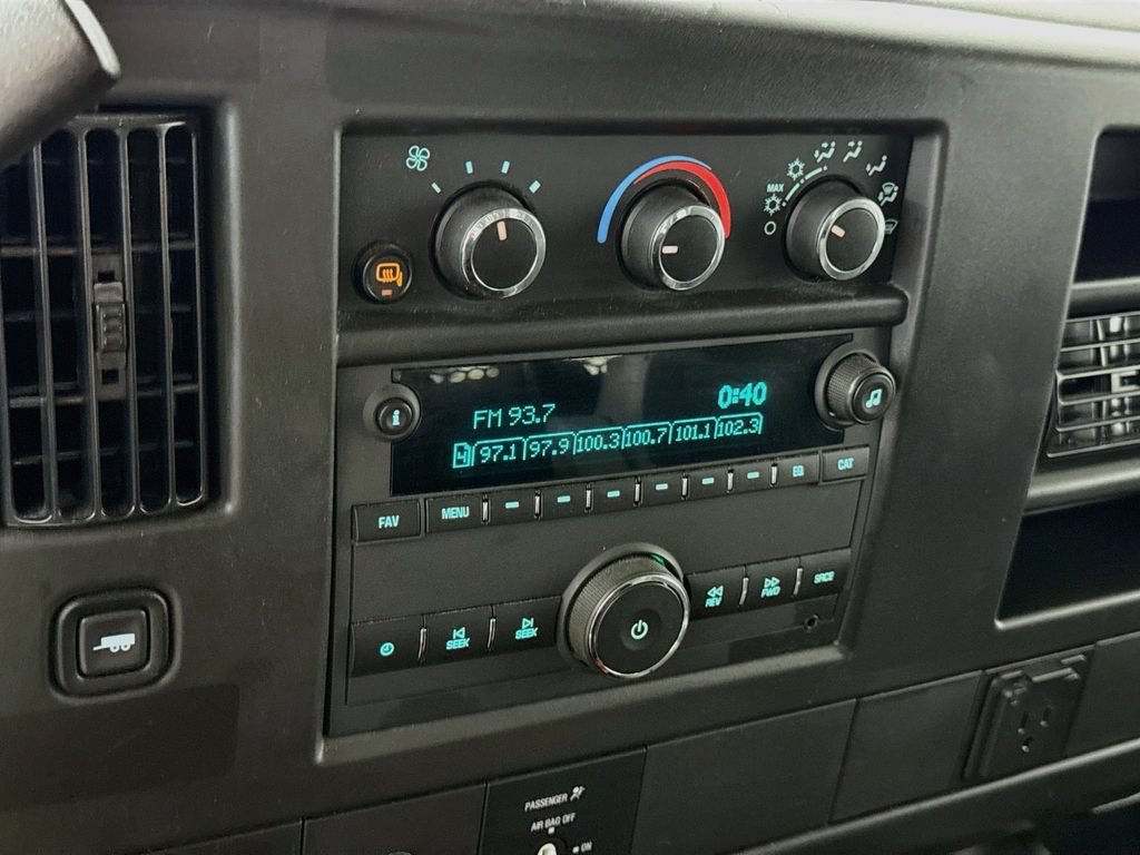 Used 2025 GMC Savana 2500 w/ Driver Convenience Package RWD image 6