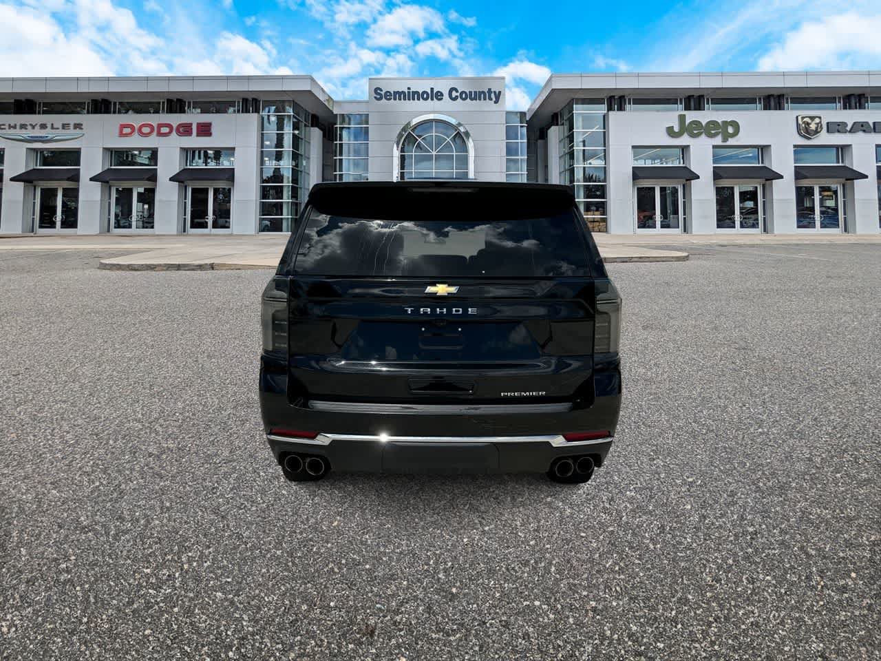 Used 2025 Chevrolet Tahoe Premier AWD/4WD image 7