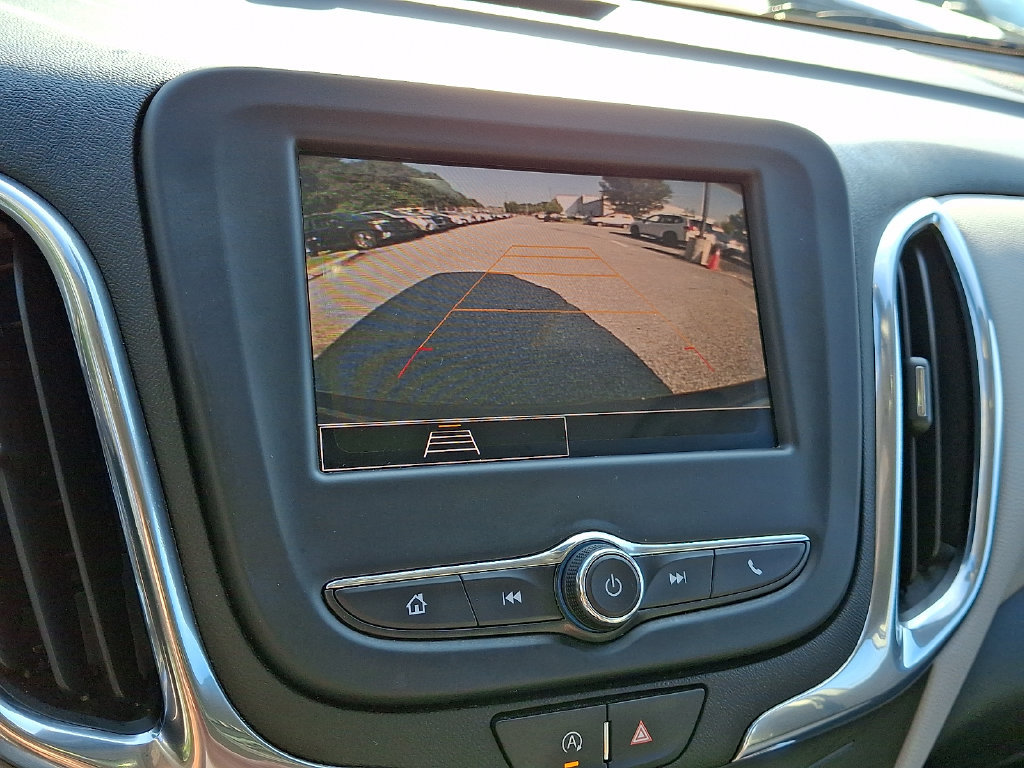 Used 2023 Chevrolet Equinox LS FWD image 17