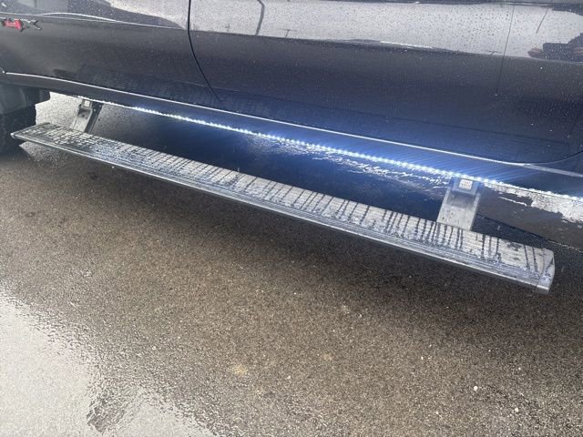 Used 2022 GMC Sierra 1500 AT4X image 8