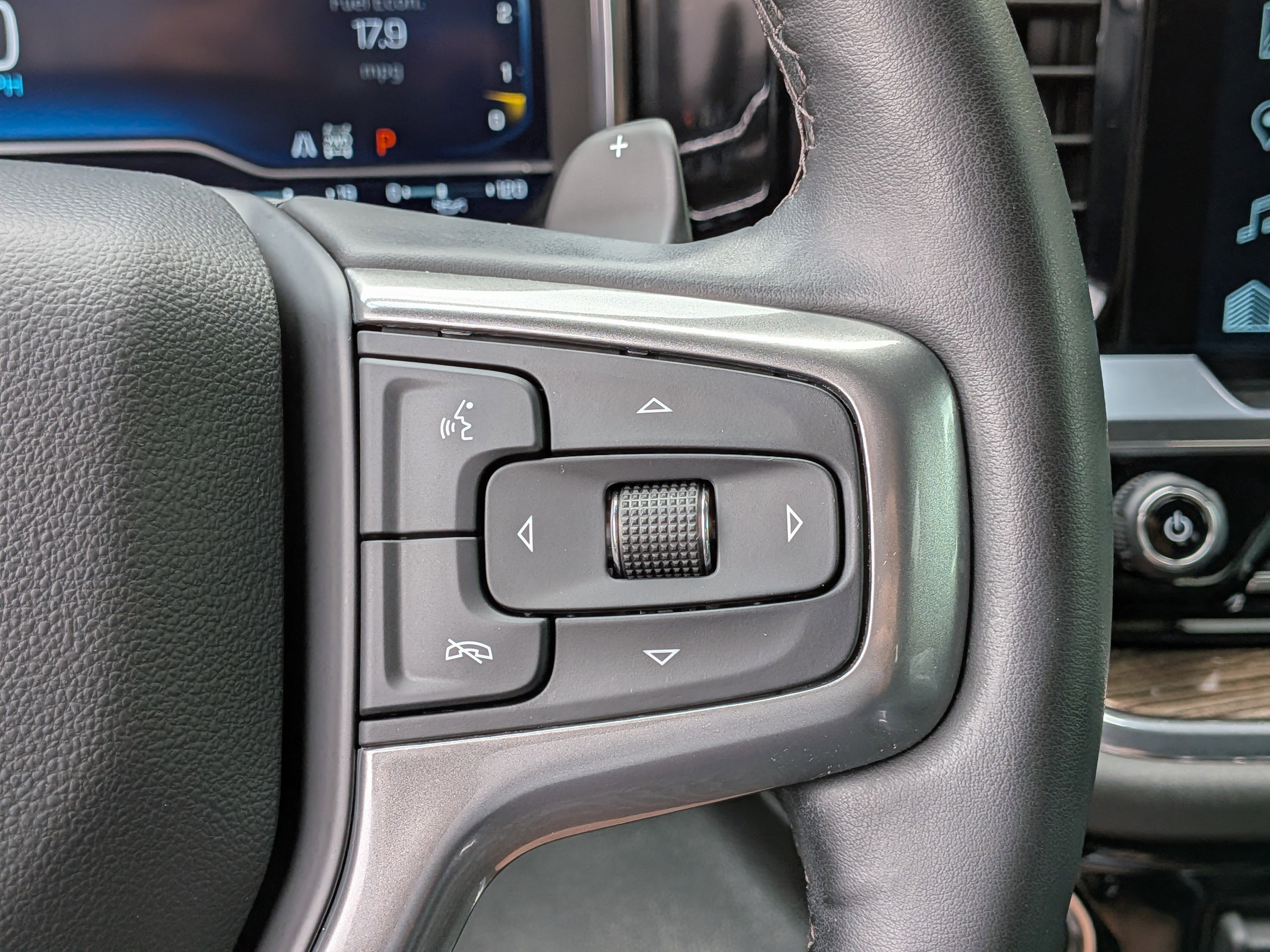 Used 2024 Chevrolet Silverado 1500 RST w/ Convenience Package II image 25