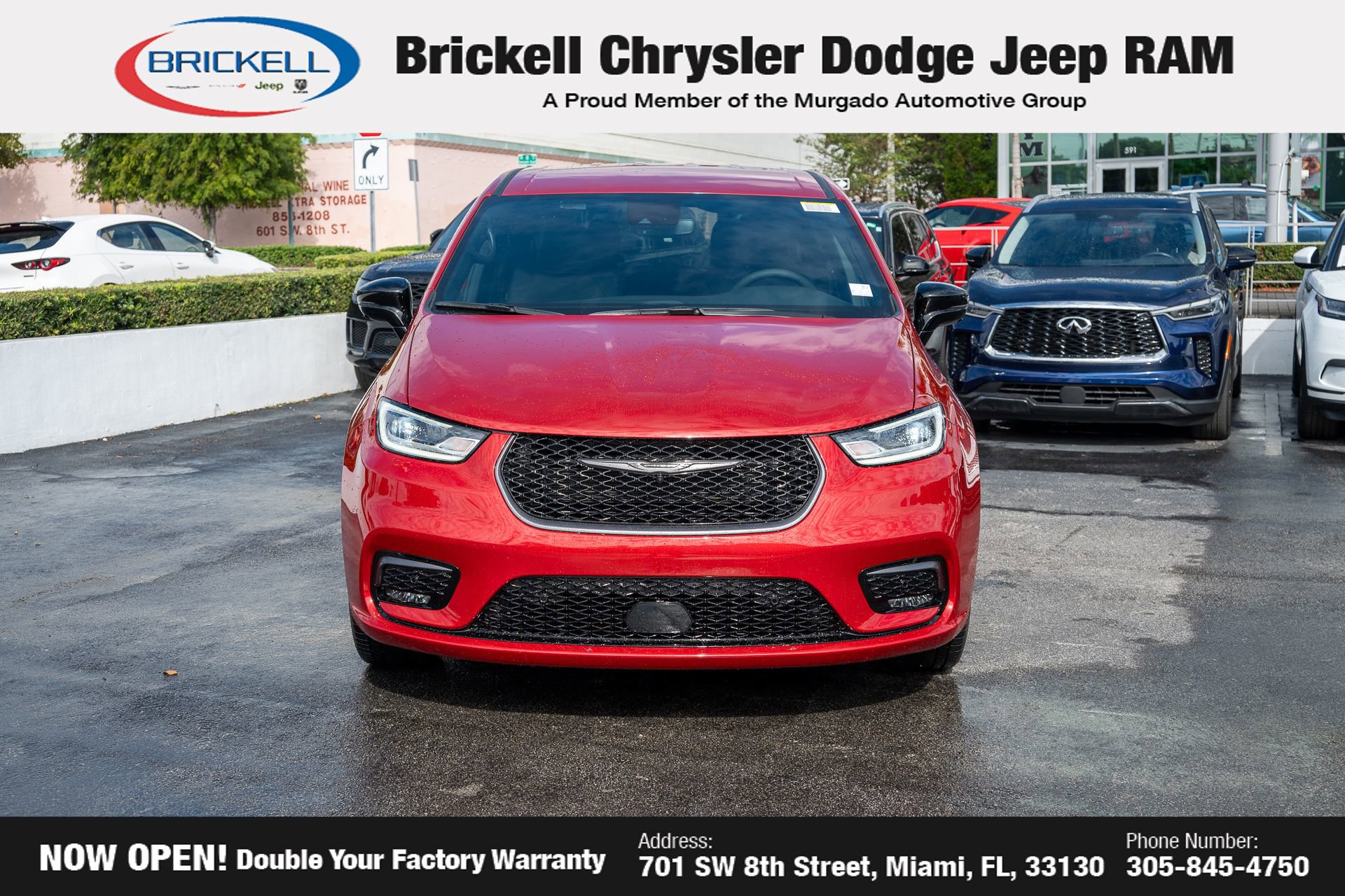 New 2026 Chrysler Pacifica Select video 2