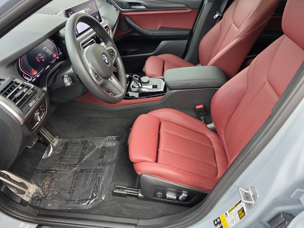 Used 2023 BMW X4 xDrive30i w/ M Sport Package AWD/4WD image 9