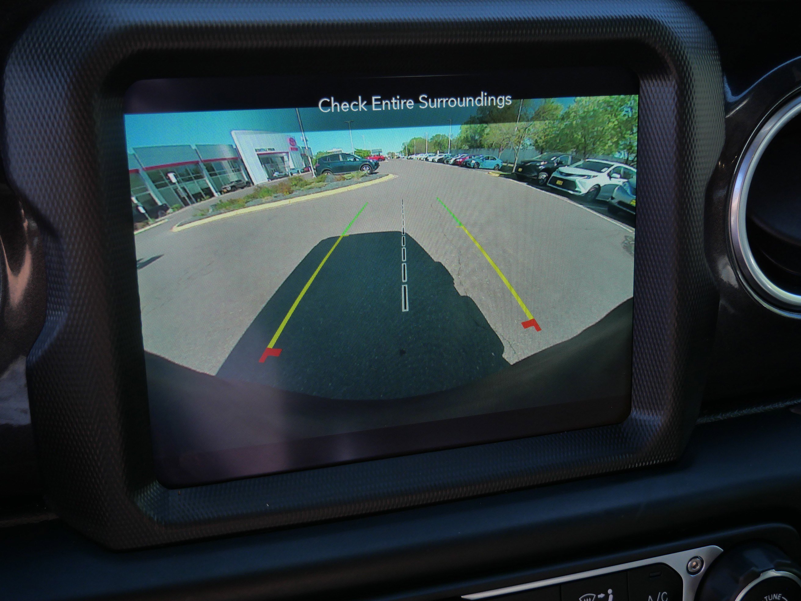Used 2021 Jeep Wrangler Unlimited Sahara AWD/4WD image 29