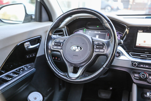 Used 2020 Kia Niro EX Premium FWD image 14