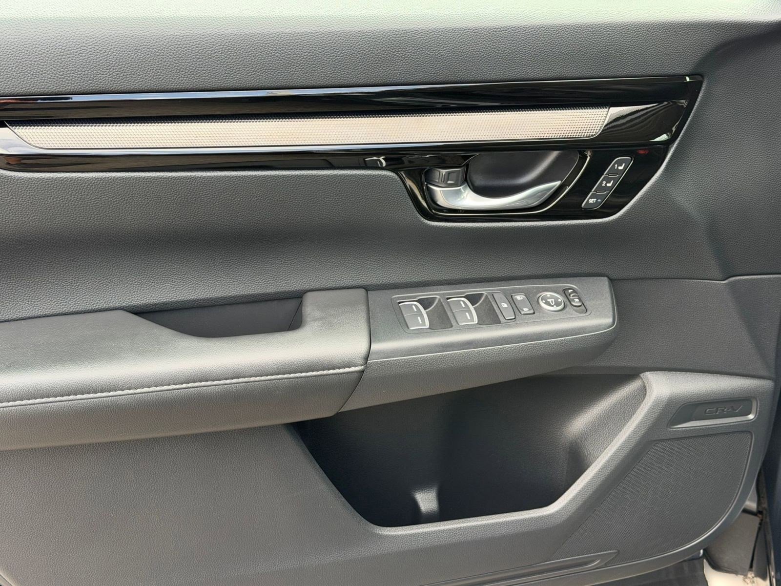 Used 2024 Honda CR-V EX-L image 14