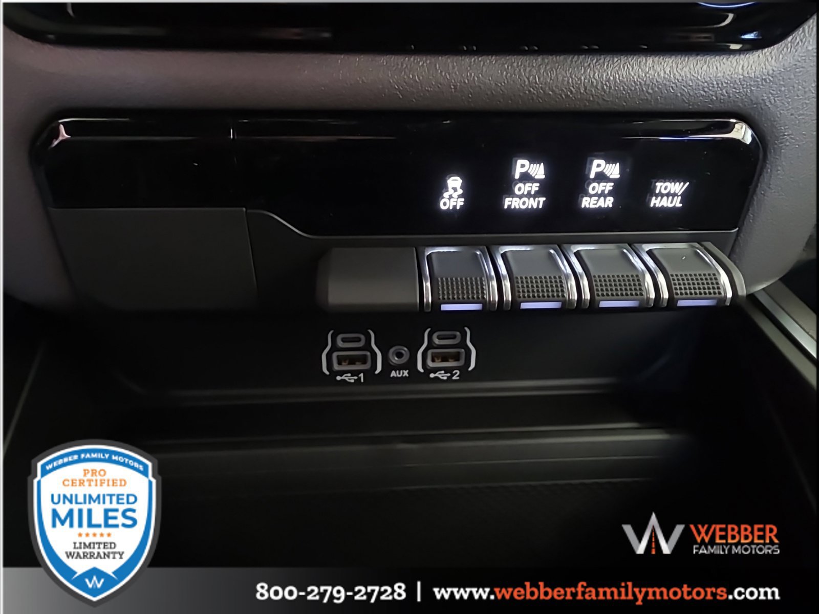 New 2026 RAM 1500 Express AWD/4WD image 16