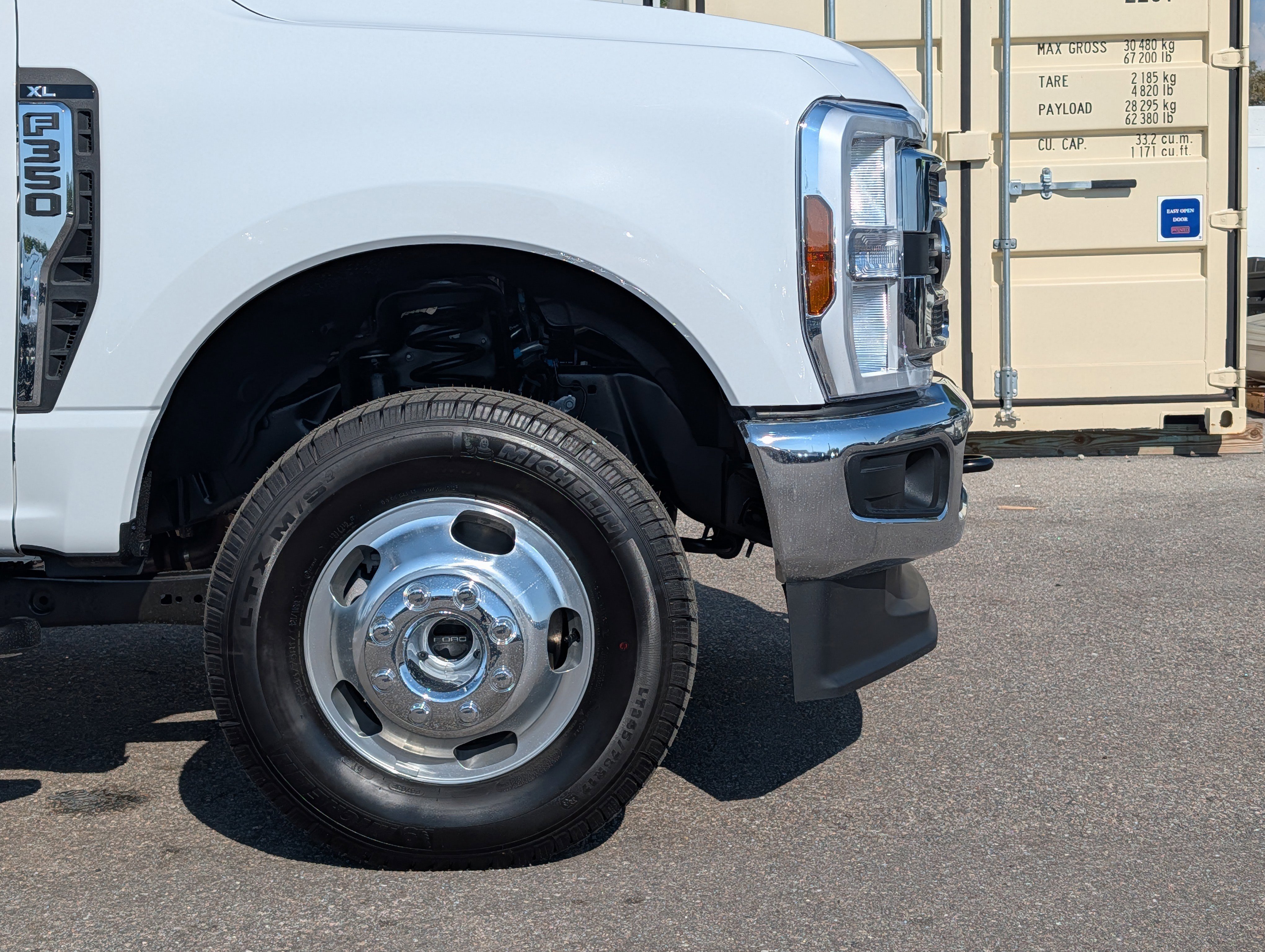 New 2026 Ford F350 XL w/ XL Chrome Package AWD/4WD image 12
