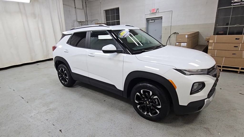 Certified 2023 Chevrolet TrailBlazer LT image 3