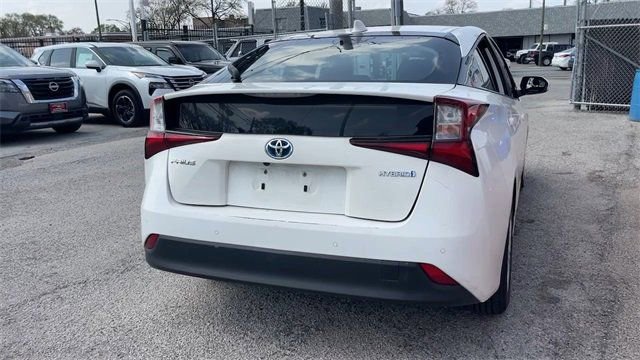 Used 2022 Toyota Prius LE image 22