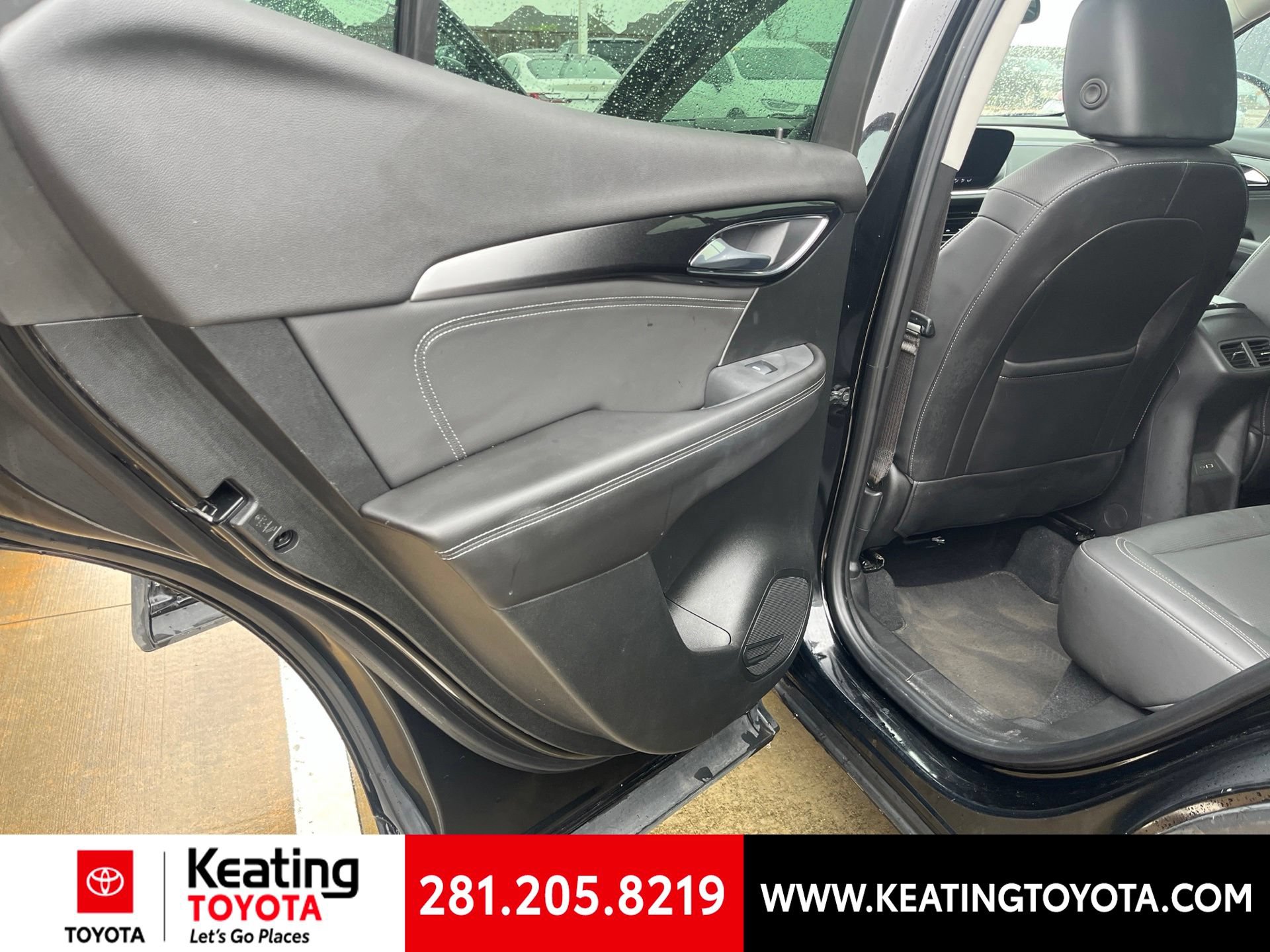 Used 2024 Buick Envision Preferred AWD/4WD image 12