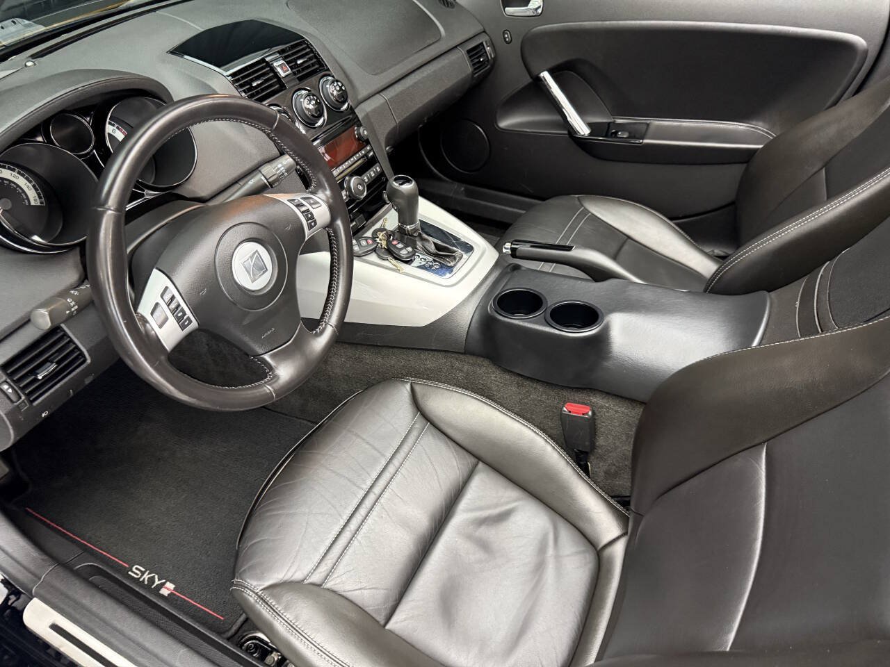 Used 2008 Saturn Sky Red Line RWD image 15