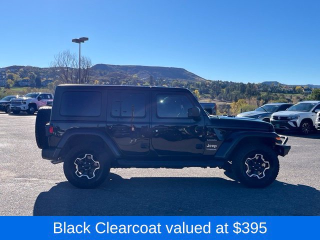 Used 2022 Jeep Wrangler Unlimited Sahara AWD/4WD image 7