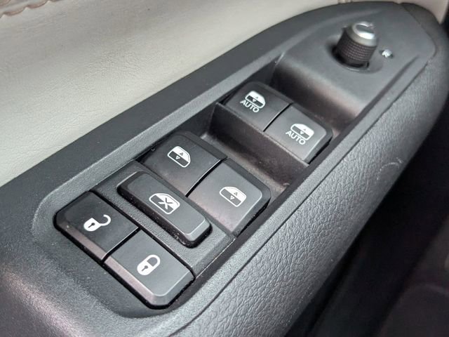 Used 2023 Jeep Compass Limited AWD/4WD image 22