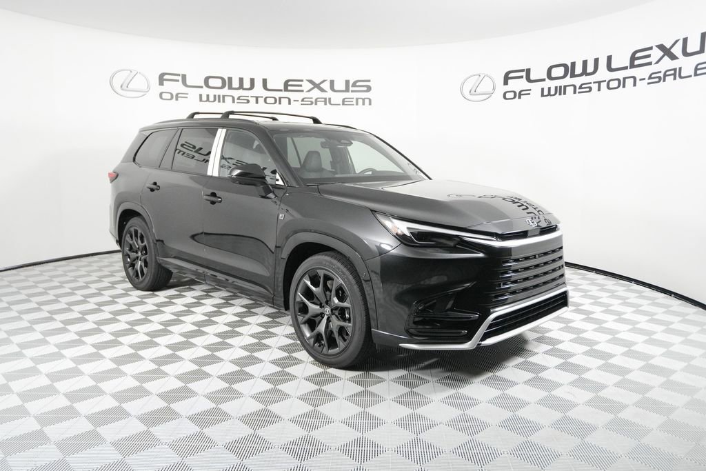 New 2026 Lexus TX 500h AWD image 3
