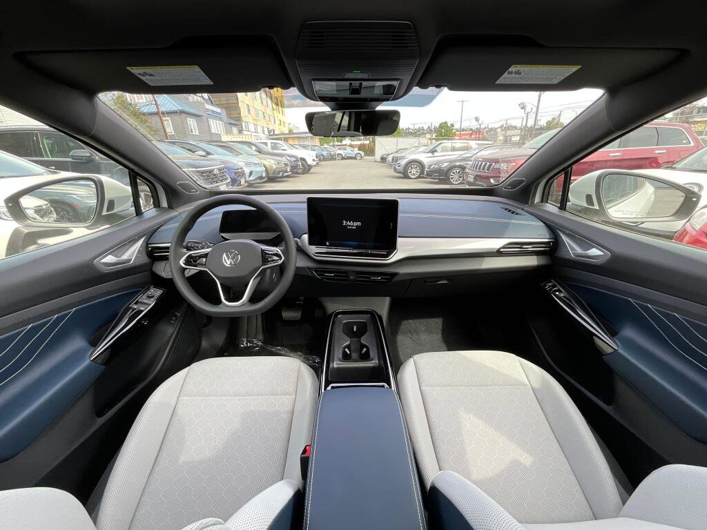 New 2026 Volkswagen ID.4 Pro S Plus AWD/4WD image 16