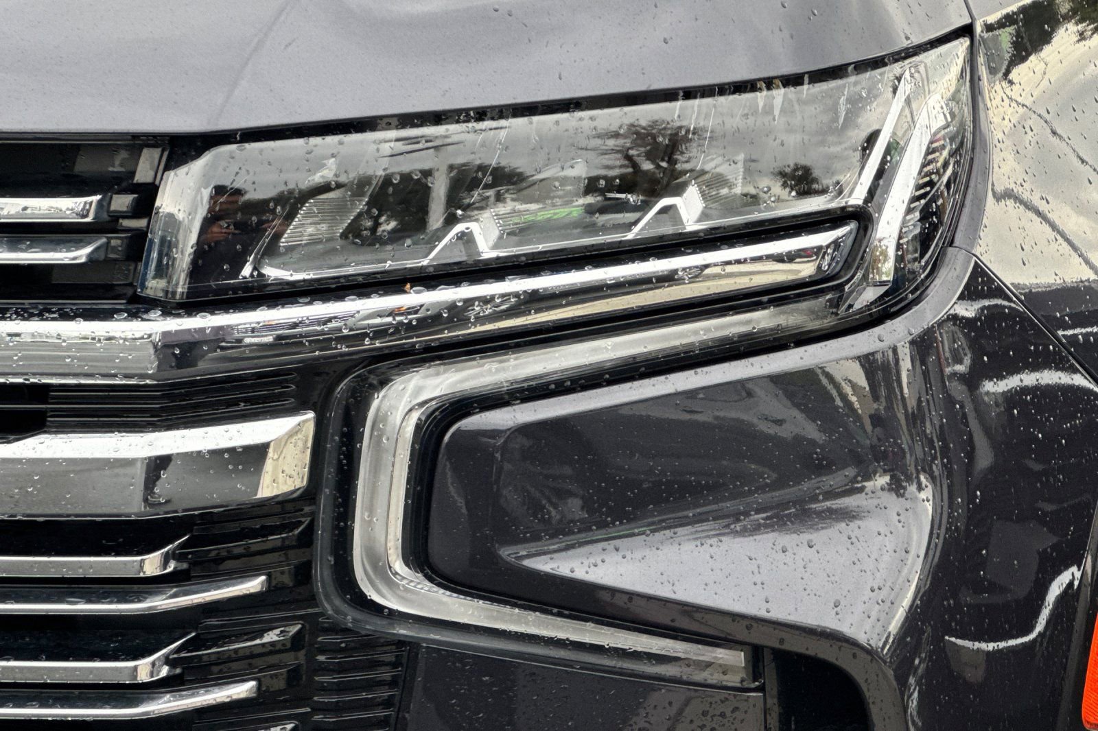 Used 2024 Chevrolet Suburban Premier image 48